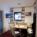 بيت ضيافة Fruehstuecks- Sonnblickhof 3*