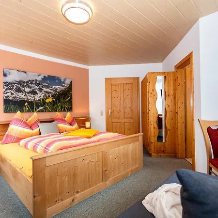 Fruehstuecks- Sonnblickhof Guest house