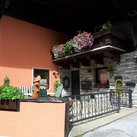 Fruehstuecks- Sonnblickhof Guest house