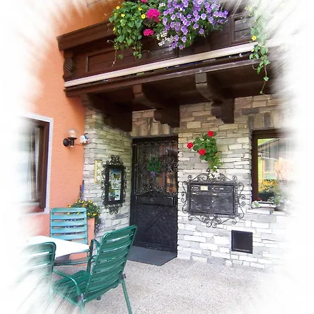 Guest house Fruehstuecks- Sonnblickhof 3*
