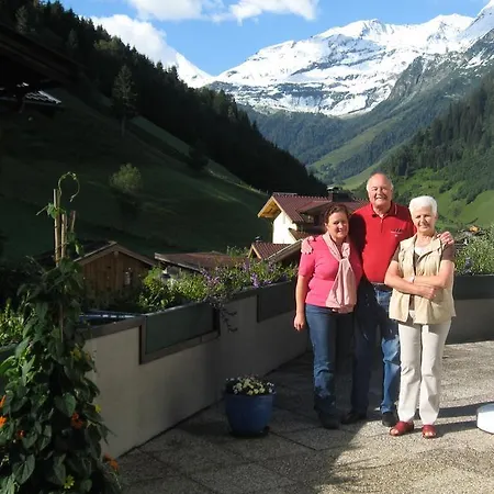 Fruehstuecks- Sonnblickhof 3* Rauris