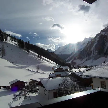 Fruehstuecks- Sonnblickhof Rauris